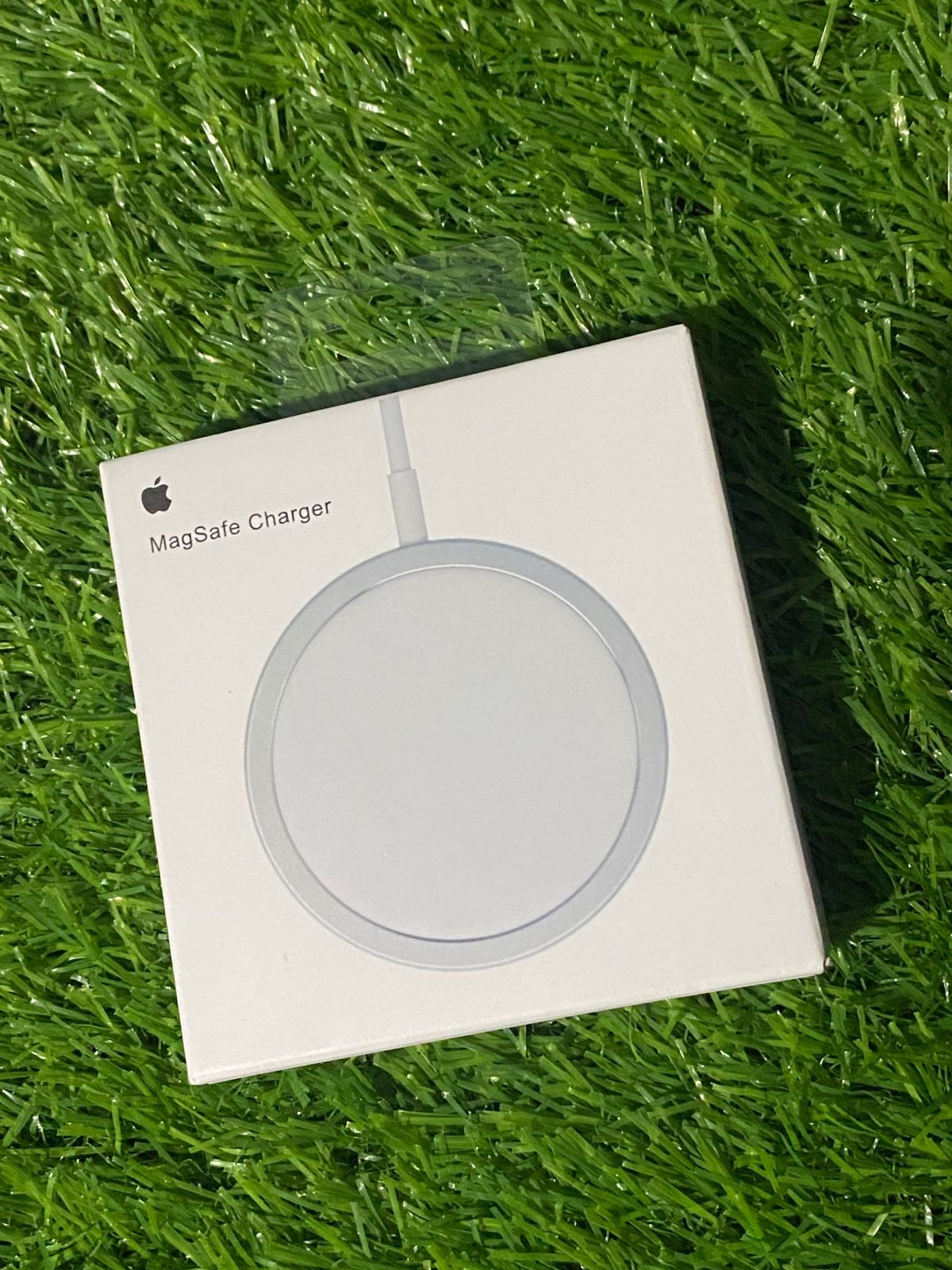 Iphone Magsafe Wireless Charger - 15W Type C Fast Charging - Safe & Steady Battery Health